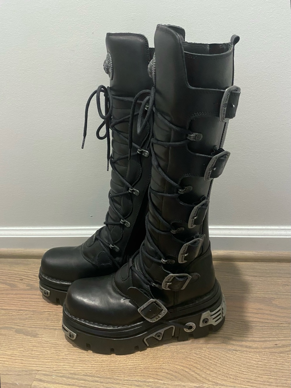 New Rock Knee-High Lace Up Boots